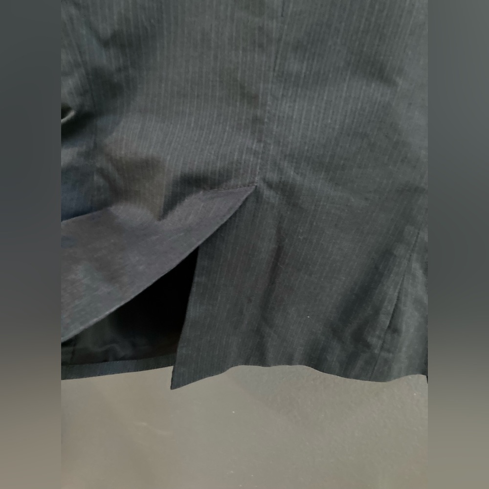 🌷3/$25🌷 GAP Gray Suit Jacket/Blazer with spandex for more tailored fit - Picture 13 of 16